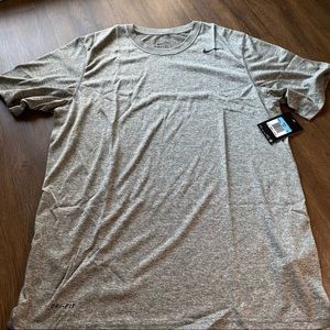 ✨ Nike T-Shirt ✨